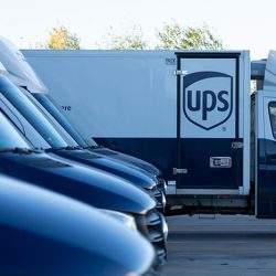 UPS Healthcare - temperatuurgecontroleerde voertuigen