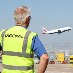 DHL en IAG Cargo versterken duurzaamheid met inzet van 60 miljoen liter duurzame vliegtuigbrandstof