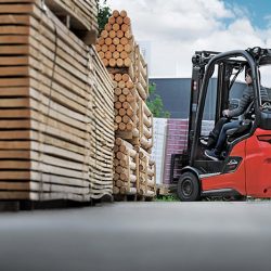 26 nieuwe elektrische Linde heftrucks