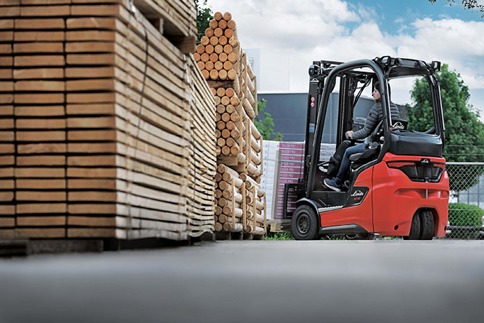 26 nieuwe elektrische Linde heftrucks